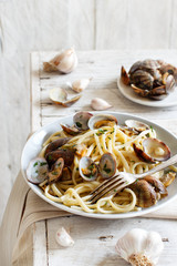 Linguini with clams