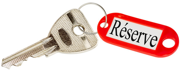  clé de réserve, fond blanc
