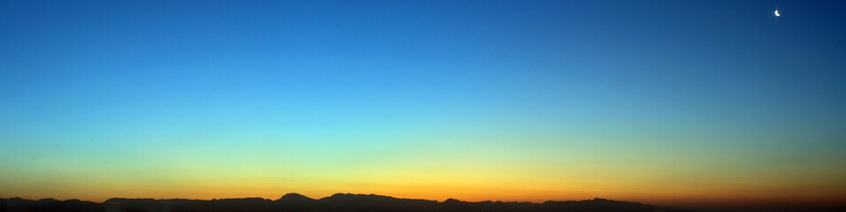 Himmel bei Abenddämmerung