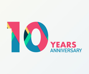 10 years anniversary emblem. Anniversary icon or label. 10 years celebration and congratulation design element.