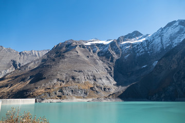 autumn hike to grosses Wiesbachhorn in glocknergruppe  hohe tauern in austria