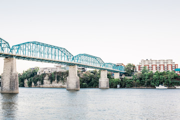 Obraz premium Downtown Chattanooga Tn River and Bridges 