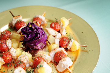 Chicken Kabobs with Tomatoes and Pineapple