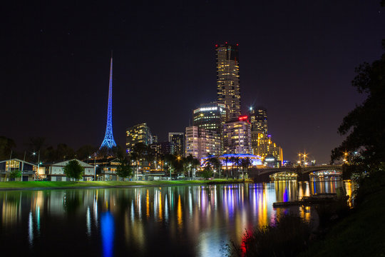 Eureka Tower reflects at yarra river at night, Melbroune, Australia