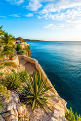 Naklejka premium CURACAO, NETHERLANDS - JANUARY 23, 2018: View of the seascape in Playa Lagun. Copy space for text. Vertical.