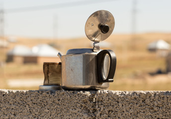 Zinc iron teapots