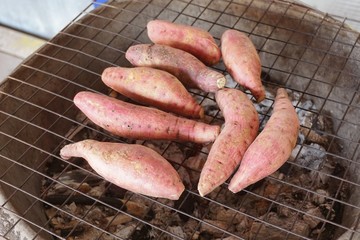 Cassava grill on stove