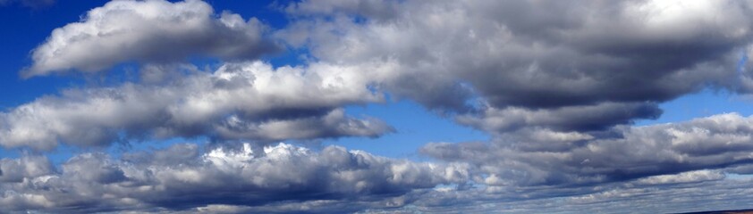 облака на небе