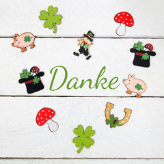 Herz aus Glückssymbolen-Danke