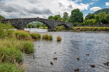 Fototapeta premium Y Bont Fawr and Tu-Hwnt-Ir Bont tearoom in Llawrst - Snowdonia National Park