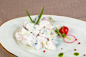 Vegetables in yoghurt sauce