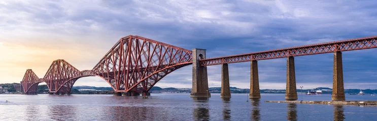 Fototapeten Die Forth-Brücke Edinburgh Panorama © vichie81