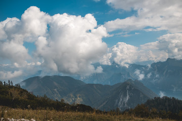 Fototapeta premium Beautiful alpine view at the Feuerkogel summit - Ebensee - Traunsee - Salzburg - Austria