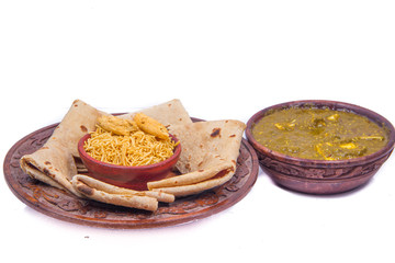 indian traditional palak paneer 