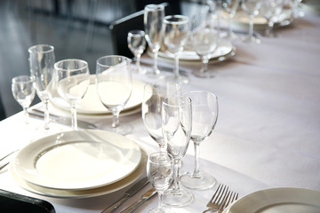 dinning table setting style