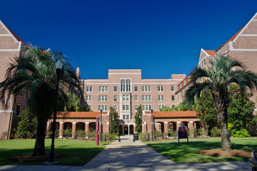 Fototapeta na wymiar Tallahassee, USA - October 24, 2017: Main gate of Landis Hall at Florida State University at Tallahassee, USA