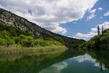 Fototapeta na wymiar Cetina-Schlucht, Omis, Kroatien