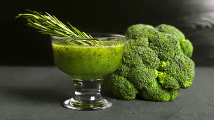 Здоровое питание, смузи, соки, овощи, вегетарианство