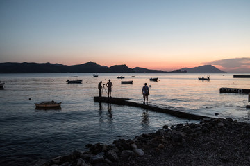 Fototapeta premium photographing the sunset, Greece