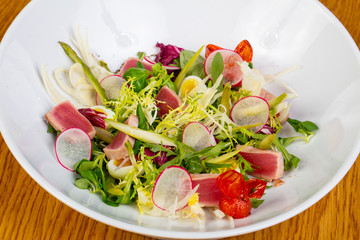 Roasted tuna salad