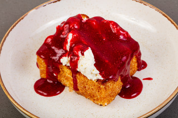 Brioche with ricotta