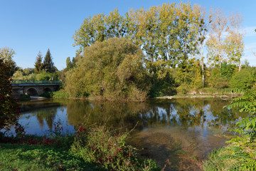 Fototapeta na wymiar Loing river in Loiret region