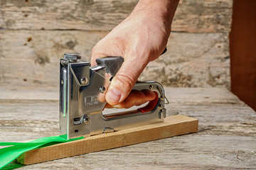 stapler carpenter