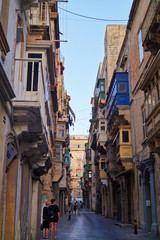 Fototapeta na wymiar exploring streets in Malta