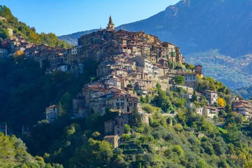 Fototapeten Ligurien Panorama auf Apricale  © Ale.Ciampichetti
