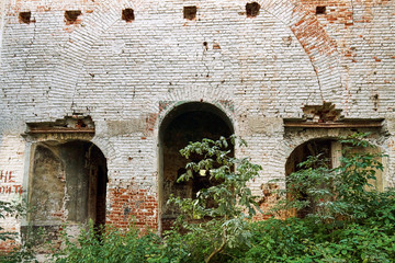 Fototapeta premium Interior of an abandoned destroyed church in Russia