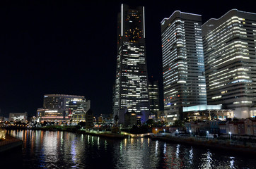 Fototapeta na wymiar 夜の横浜