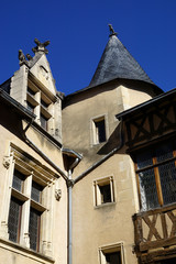 Fototapeta premium Tour renaissance de l'hôtel Fumé