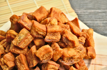 Pork Crackling from lard