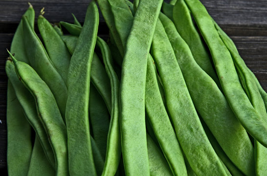 Fresh Roma II Italian Bush Bean Or Romano Pole Bean (Phaseolus Vulgaris) On Wooden Background.