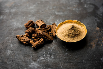 Hemidesmus indicus also known as Ananthamoola or Naruneendi or Nannari in dried steam and powder form. It's a useful Ayurvedic medicine from India