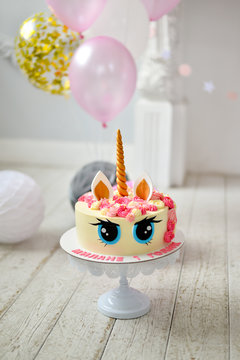 1 037 Best Gold Balloons Images Stock Photos Vectors Adobe Stock