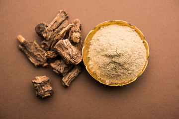 Hemidesmus indicus also known as Ananthamoola or Naruneendi or Nannari in dried steam and powder form. It's a useful Ayurvedic medicine from India