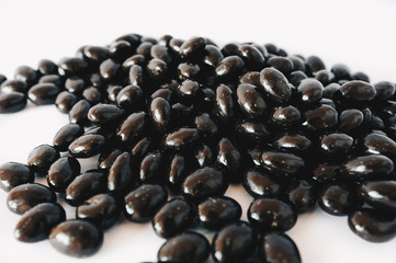 Nuts in the carob dark chocolate