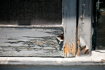 dry rotted wood door
