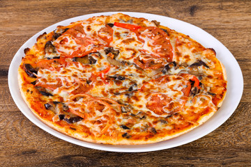 Pizza with aubergine