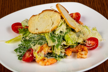 Caesar salad with prawn