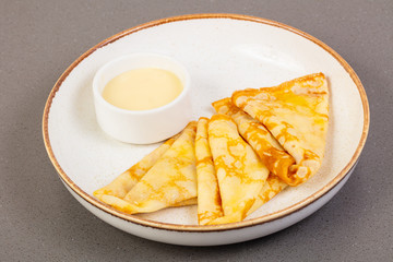 Pancakes with condensed milk