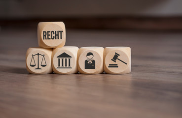 Würfel mit Recht Rechtssymbole Law