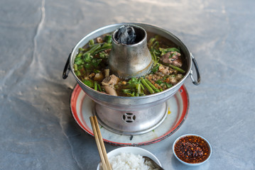 Braised beef clear with meat tendon soup stew