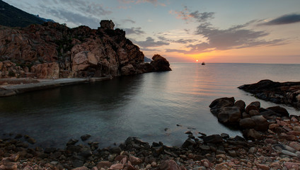 Fototapeta na wymiar Paysages de Corse-Golfe de Porto-Coucher de soleil