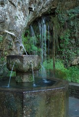 Fuente de los siete caños de Covadonga en Asturias