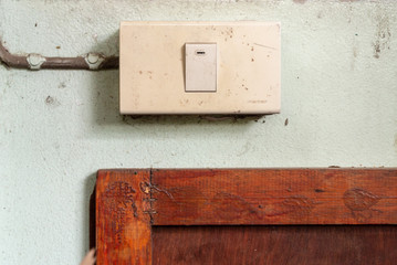 old light switch on the wall