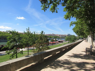 Fleuve à Lyon.