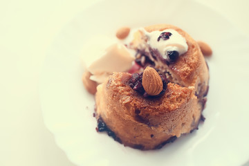 Fototapeta na wymiar blueberry homemade cooked / homemade cake, pastry shop, fresh baked sweet dessert