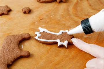 How to make christmas gingerbread cookies, tutorial.